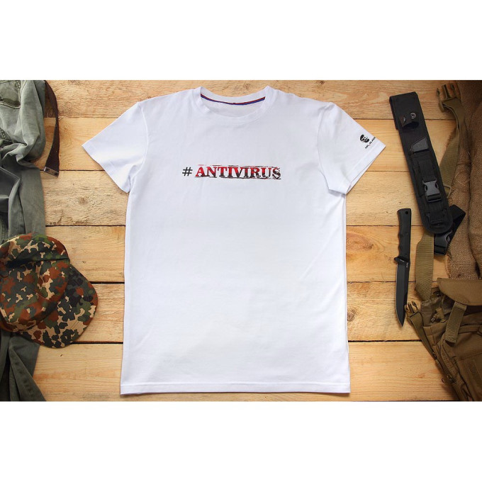 Футболка MR BLADE АНТИВИРУС L MB188